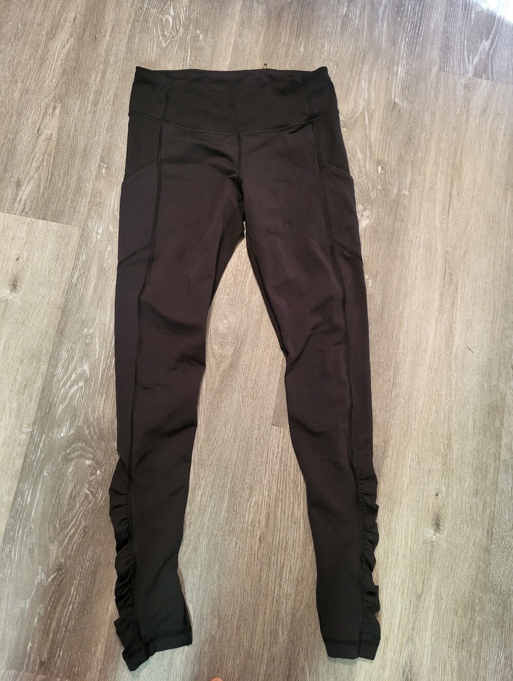 Lululemon Ruched Stirrup Leggings Size 6